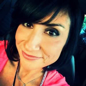 Meet your Posher, Lucia